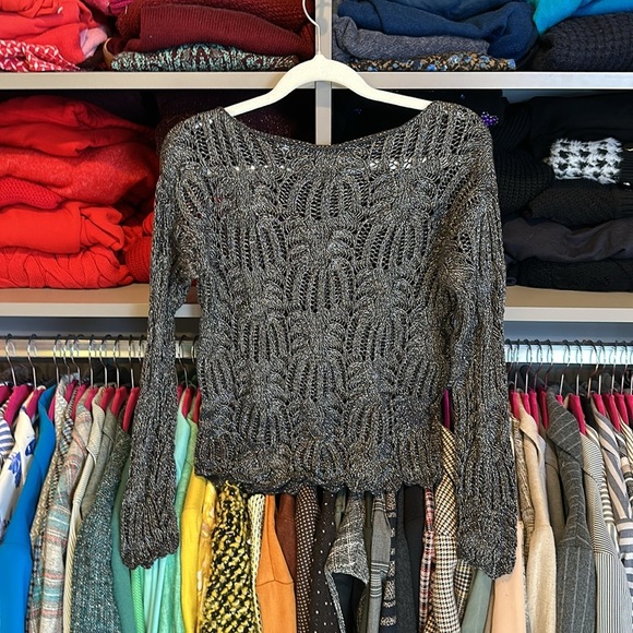 Eight Eight Eight gray/silver threads long sleeve open knit sweater size S - Picture 3 of 3